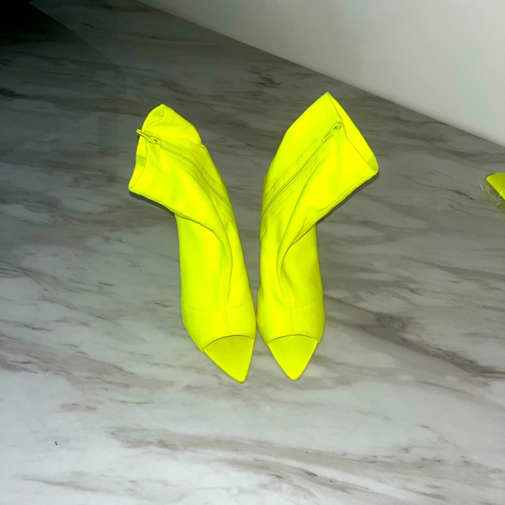 Neon Heels
